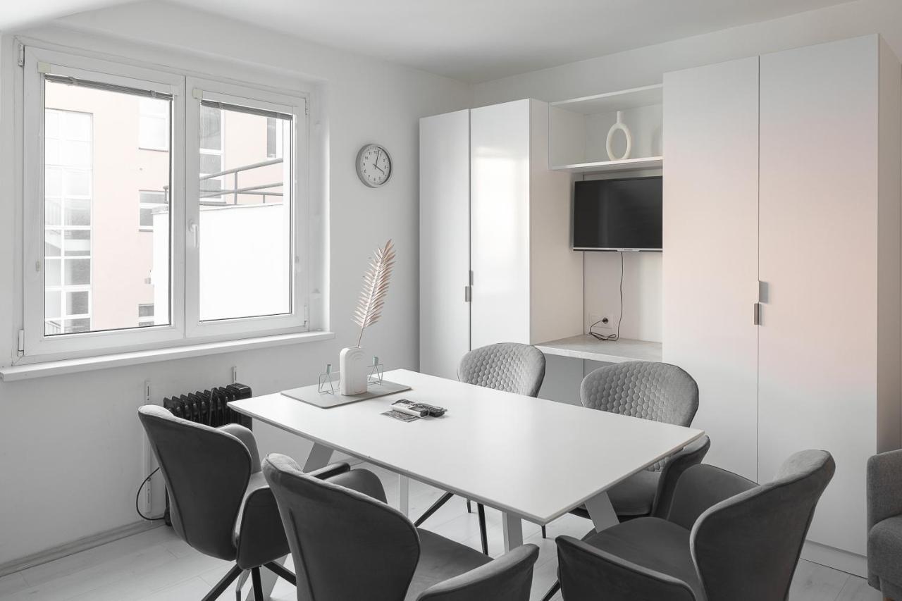 Skolska Winter Terrace Apartment Prag
